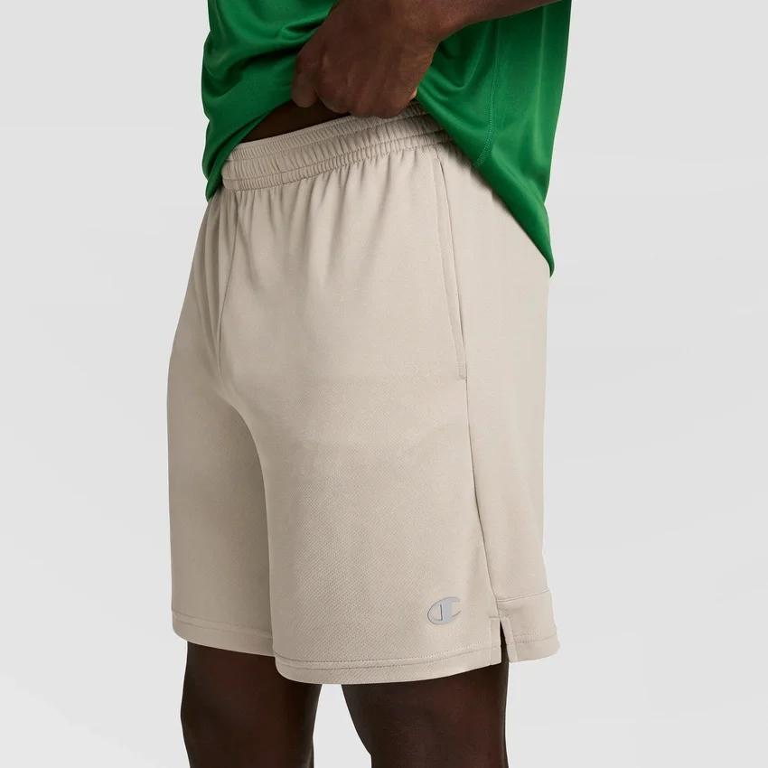 Pantaloni scurți sportivi de 7", cu proprietăți de absorbție a umezelii